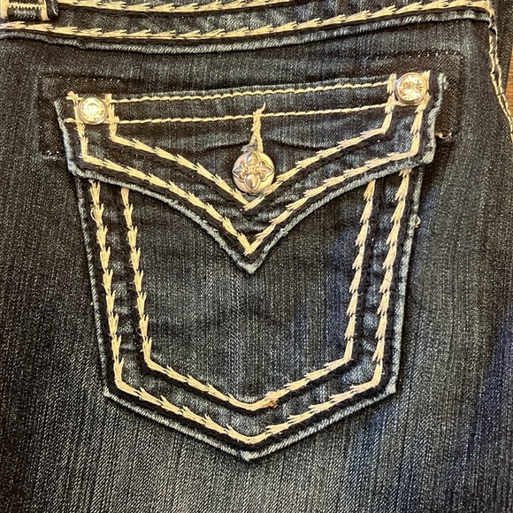 Miss Me Bootcut Jeans, size 28 - classic Miss Me style - Picture 4 of 4